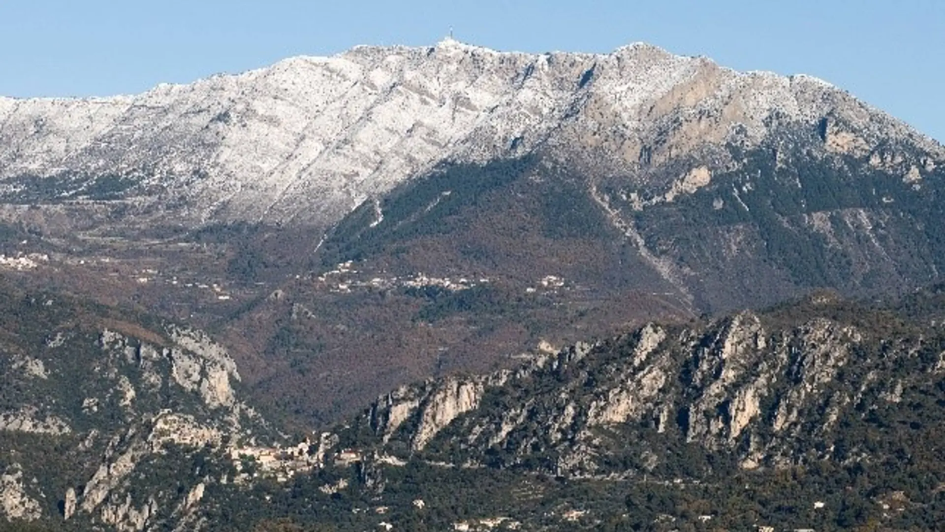 Le Mont-Vial depuis la vallée du Var