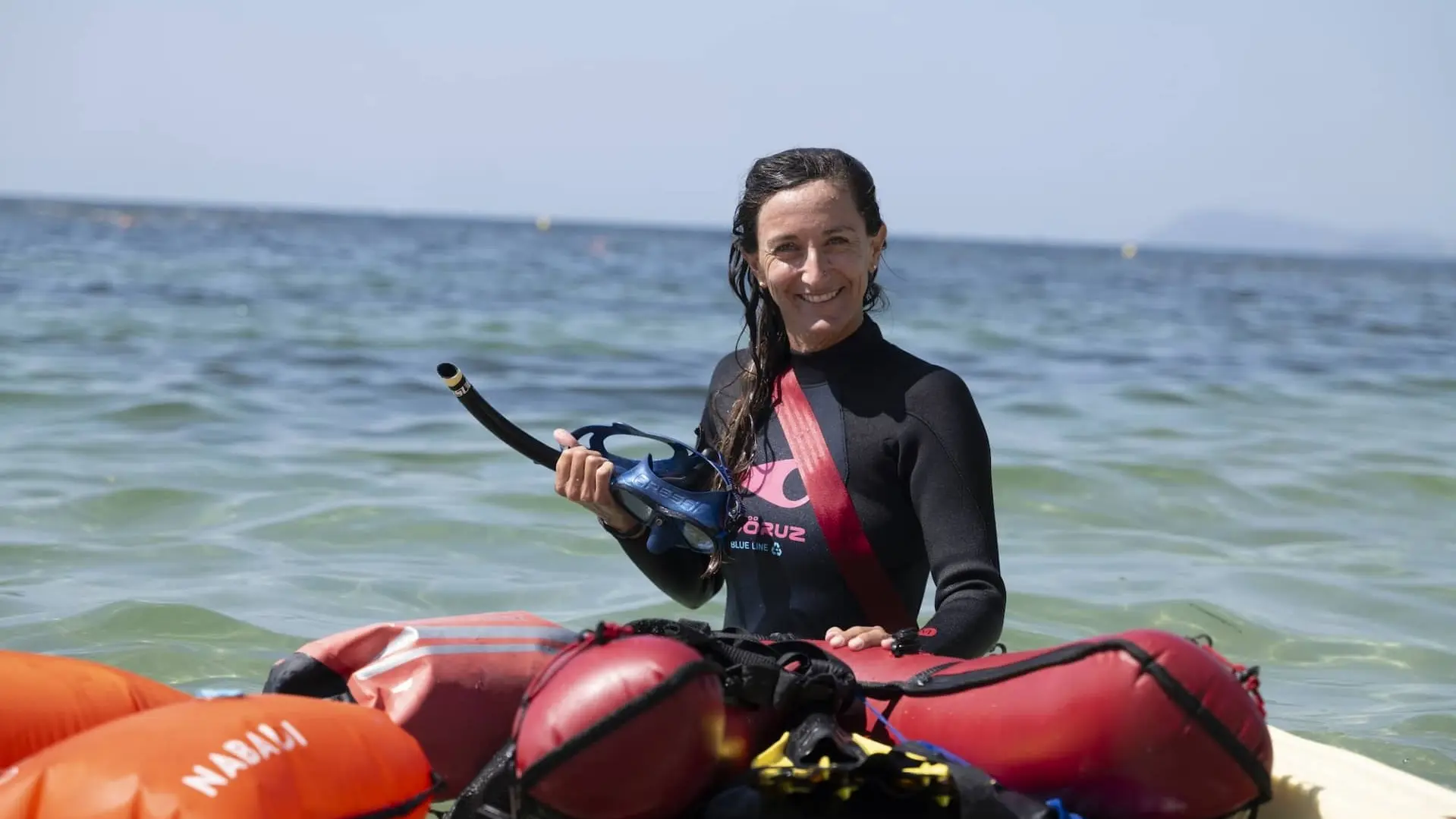 Nage plamée et encadrée par Camille, sur les vestiges d'Olbia à l'Almanarre