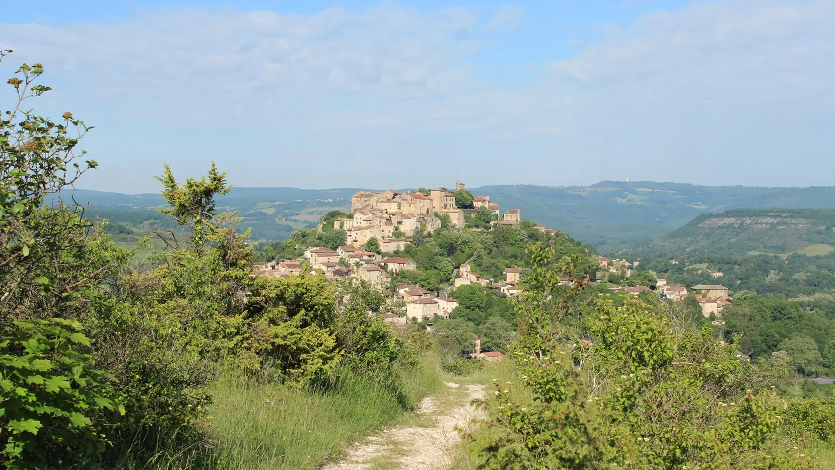 Vue sur Cordes depuis le Pied-Haut