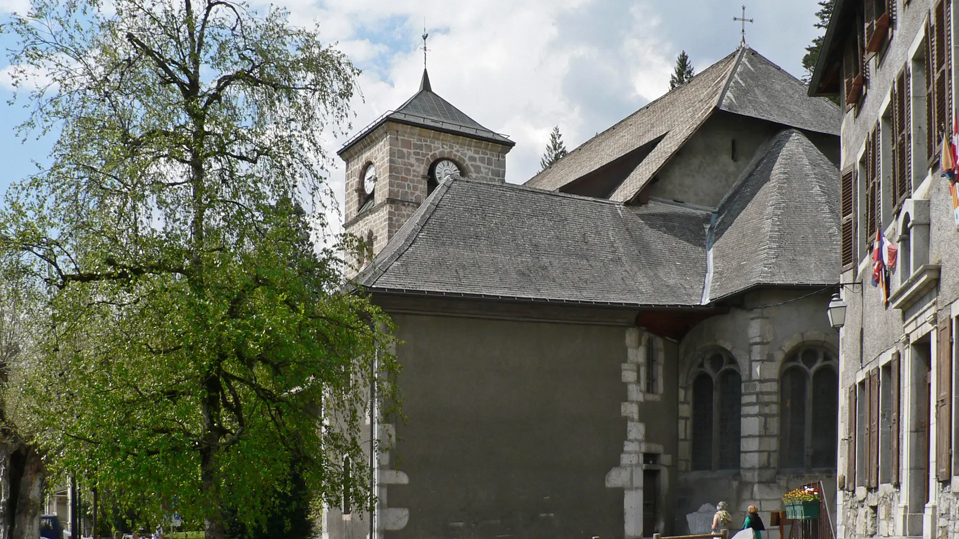 Eglise vue de profil