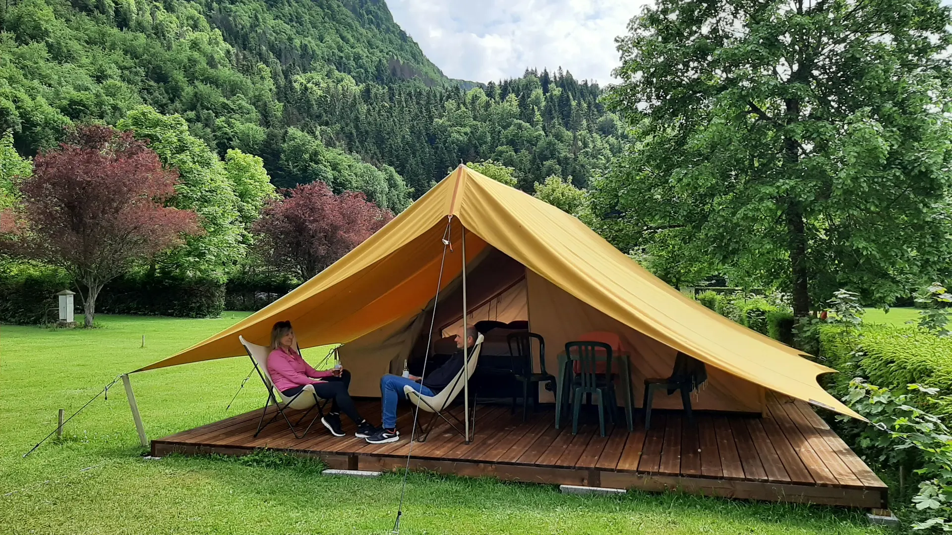 Tente prêt à camper