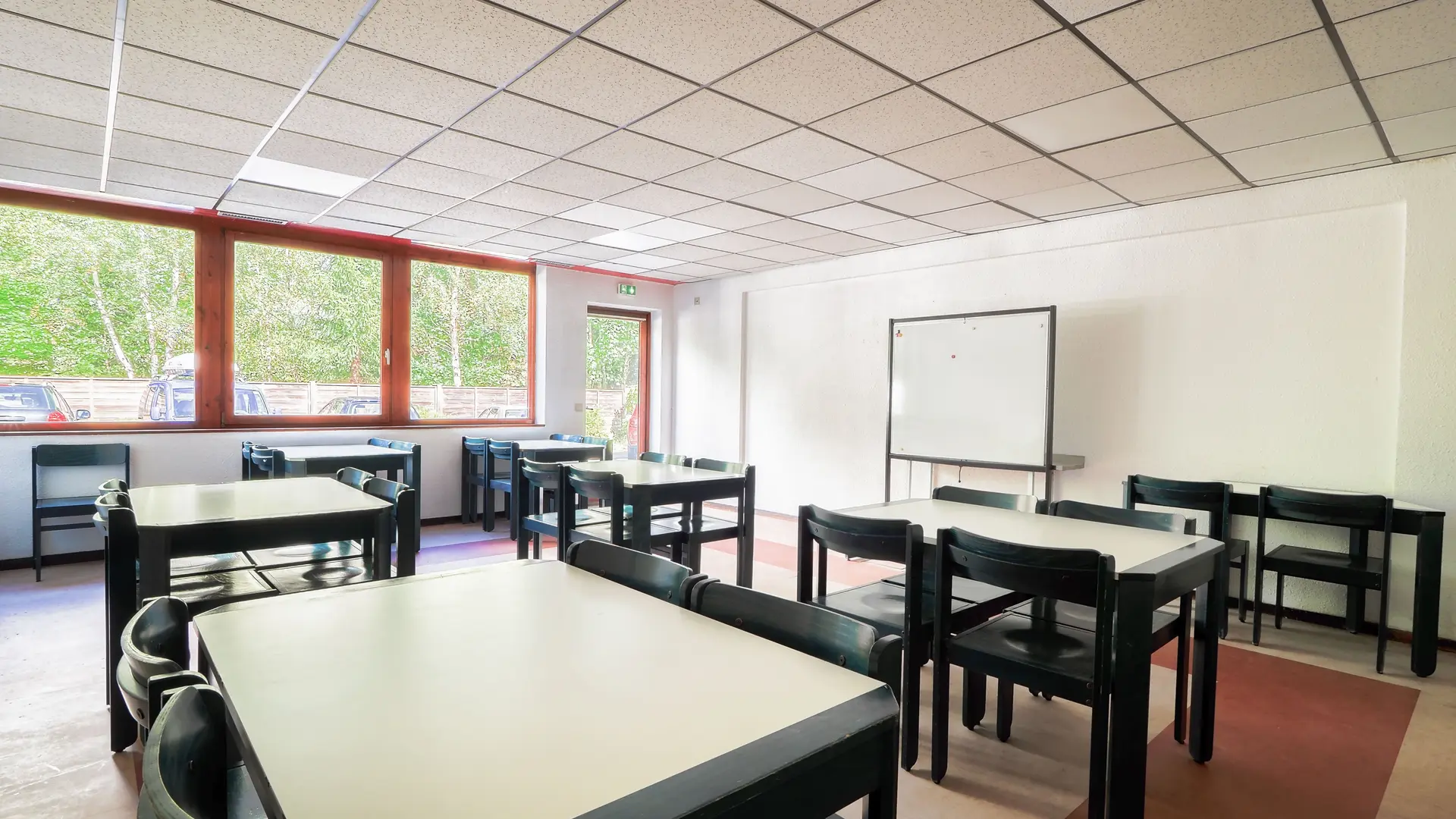 4 salles en location, prestations sur mesure.