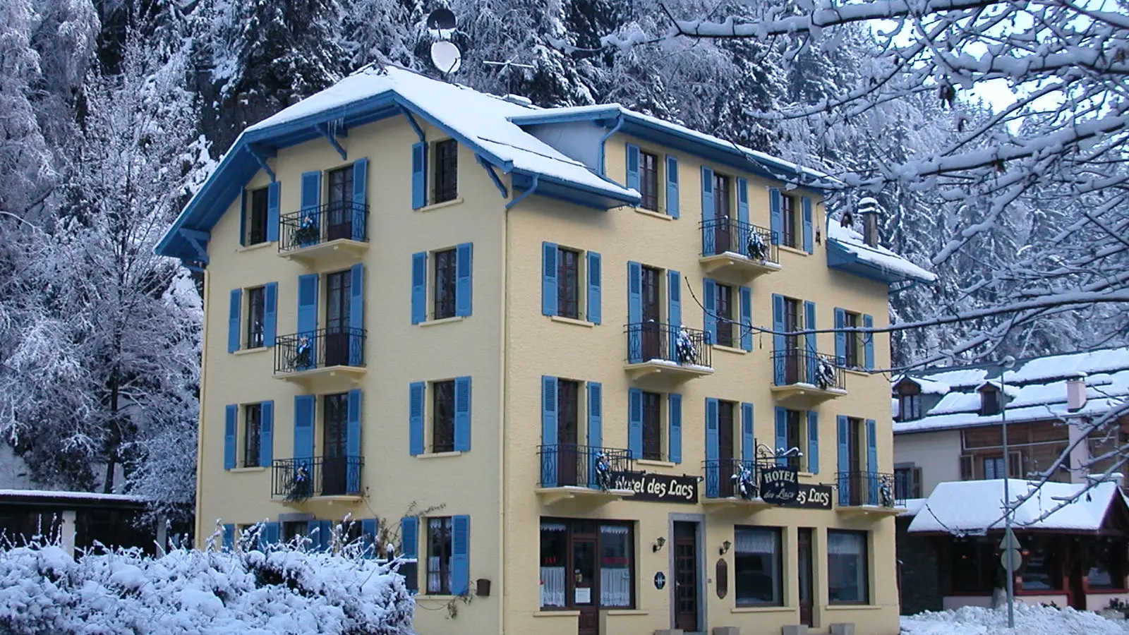 hotel des lacs