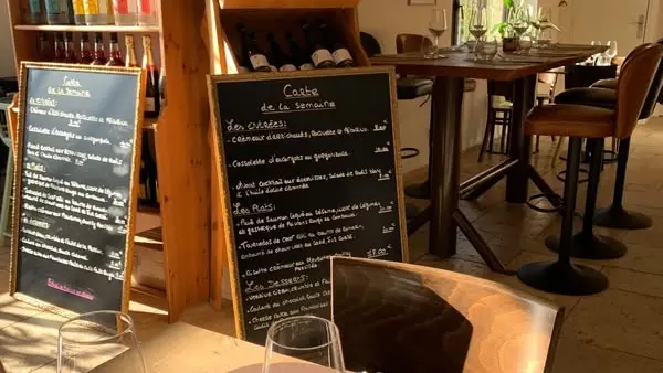 Au bon endroit_L'Isle-sur-la-Sorgue ambiance intérieur cosy