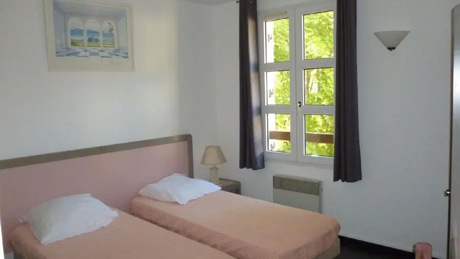 L'Escaou Doui-Chambre 2 Fenêtre-Coursegoules-Gîtes de France Alpes Maritimes