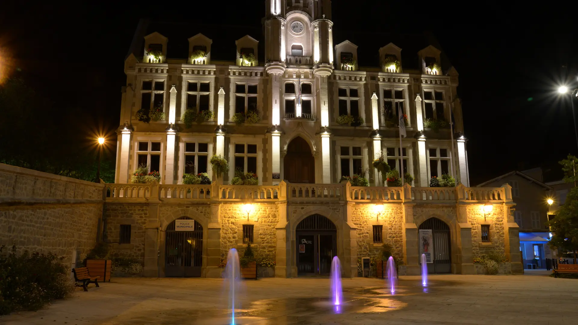 Hotel de ville - nuit