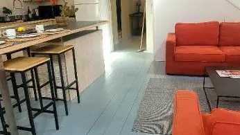 Magnifique LOFT Déco sur le port et à 5mn des plages wifi Clim 85 m2