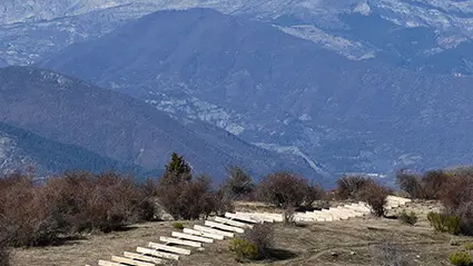 Richard Nonas, Col the second day, 2018, Collection Musée Gassendi