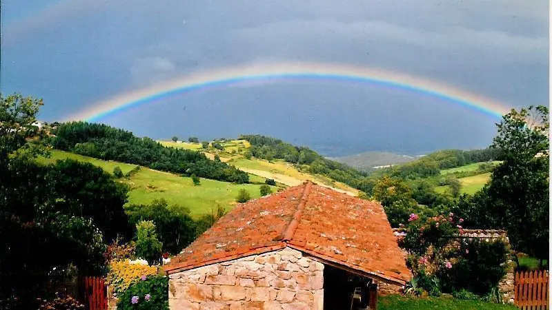 Arc en ciel dans la plaine du Forez.