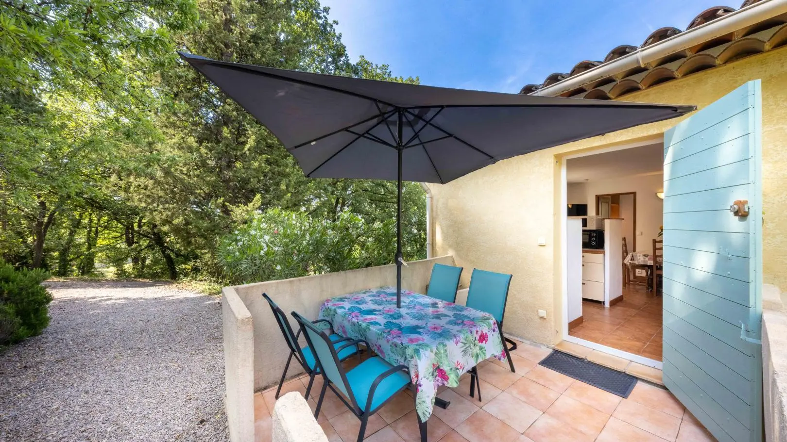 Terrasse Gîte Les Collines Grasse Gîtes de France Alpes-Maritimes