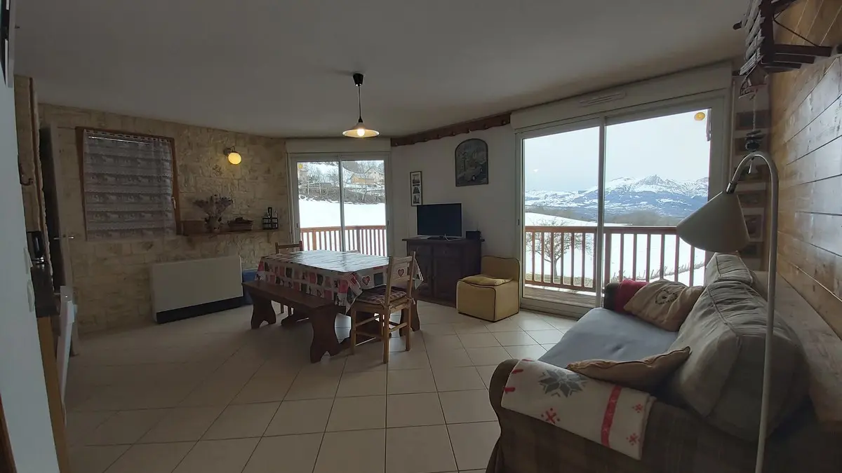 Location Meublé M. REIGNOUX P Saint Léger les Mélèzes Vallée du Champsaur