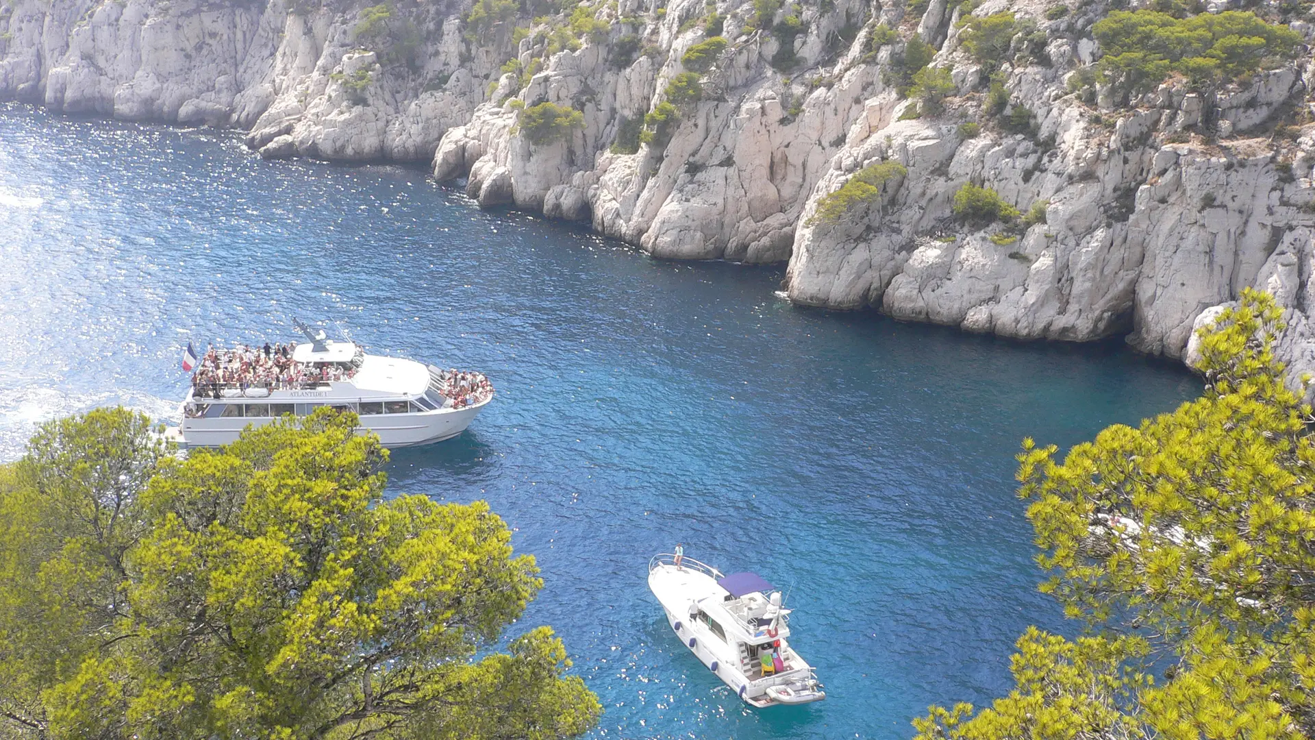 Visite des calanques avec l'Atlantide