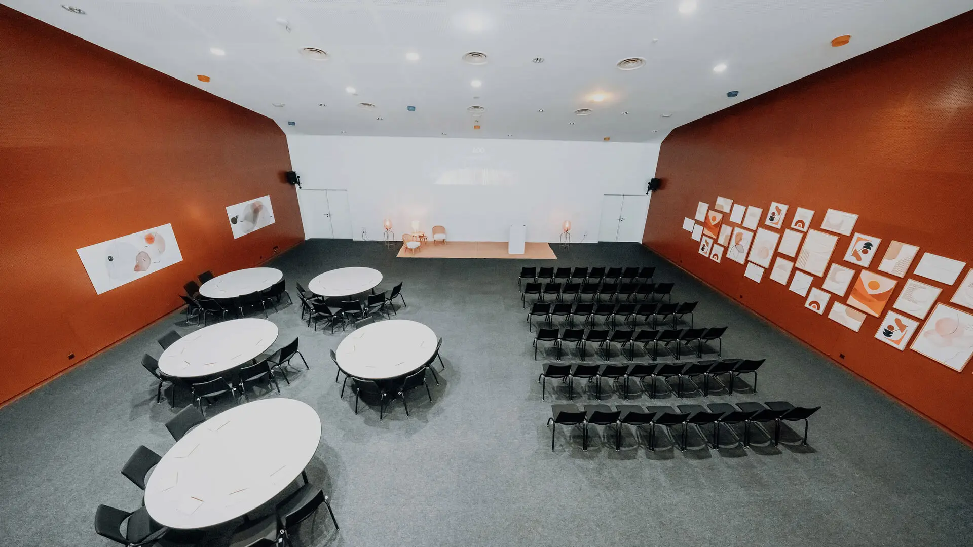 Salle médiane