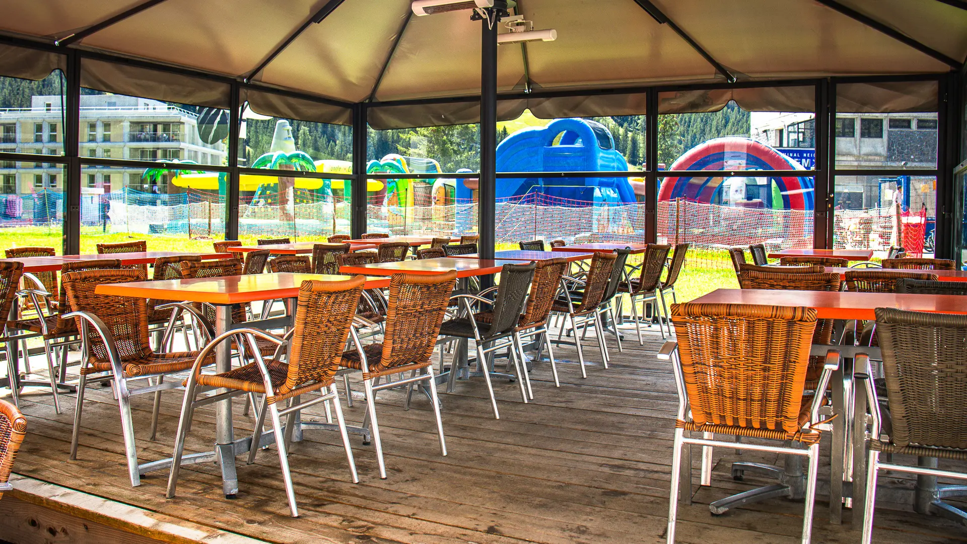 Close-up van het overdekte buitenterras