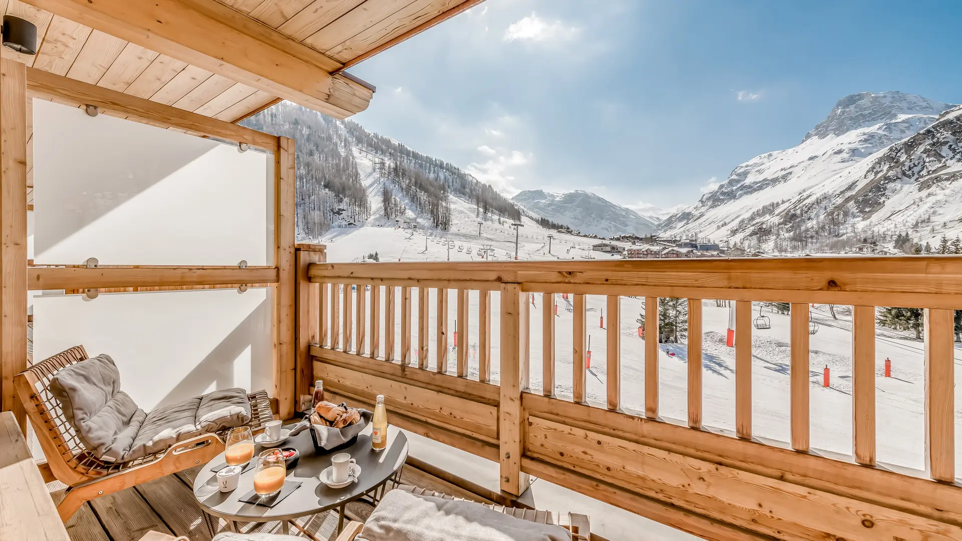 Balcon_Hôtel le Yule