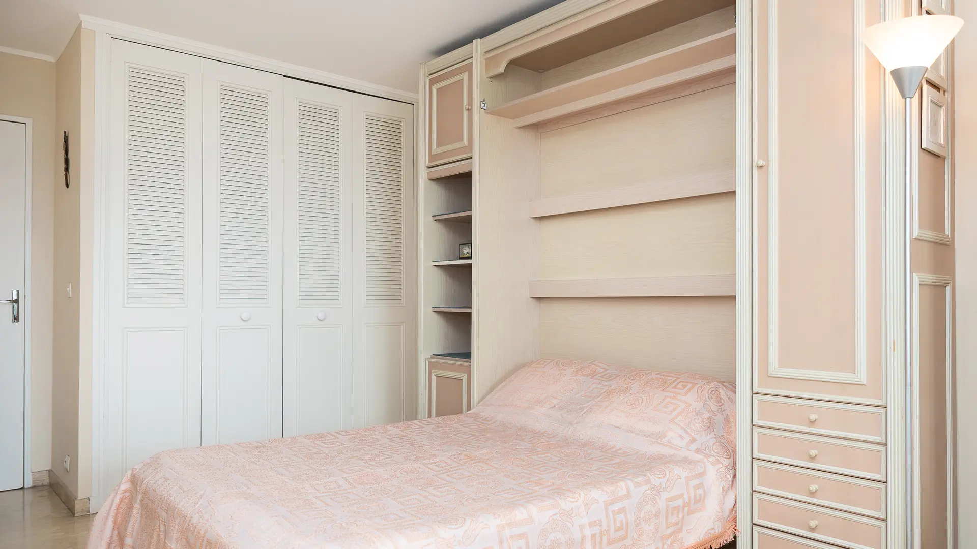 Charmant appartement en plein centre de Sanary !