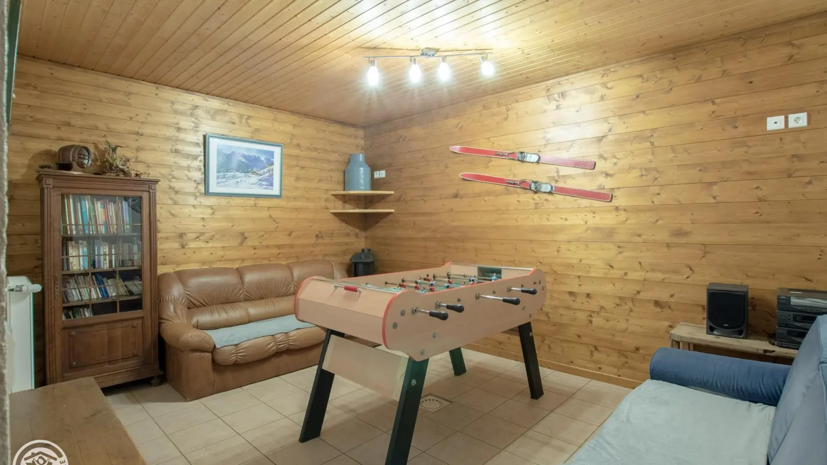 Niveau-1.
Salle de jeux / bibliothèque.