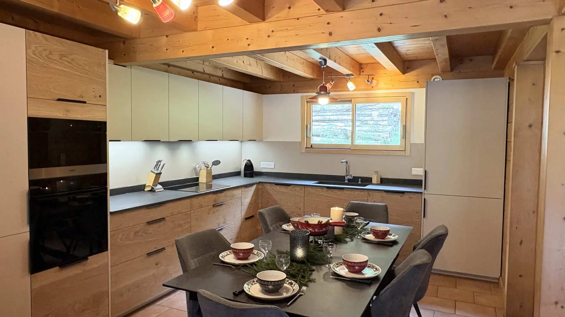 Cuisine et table à manger