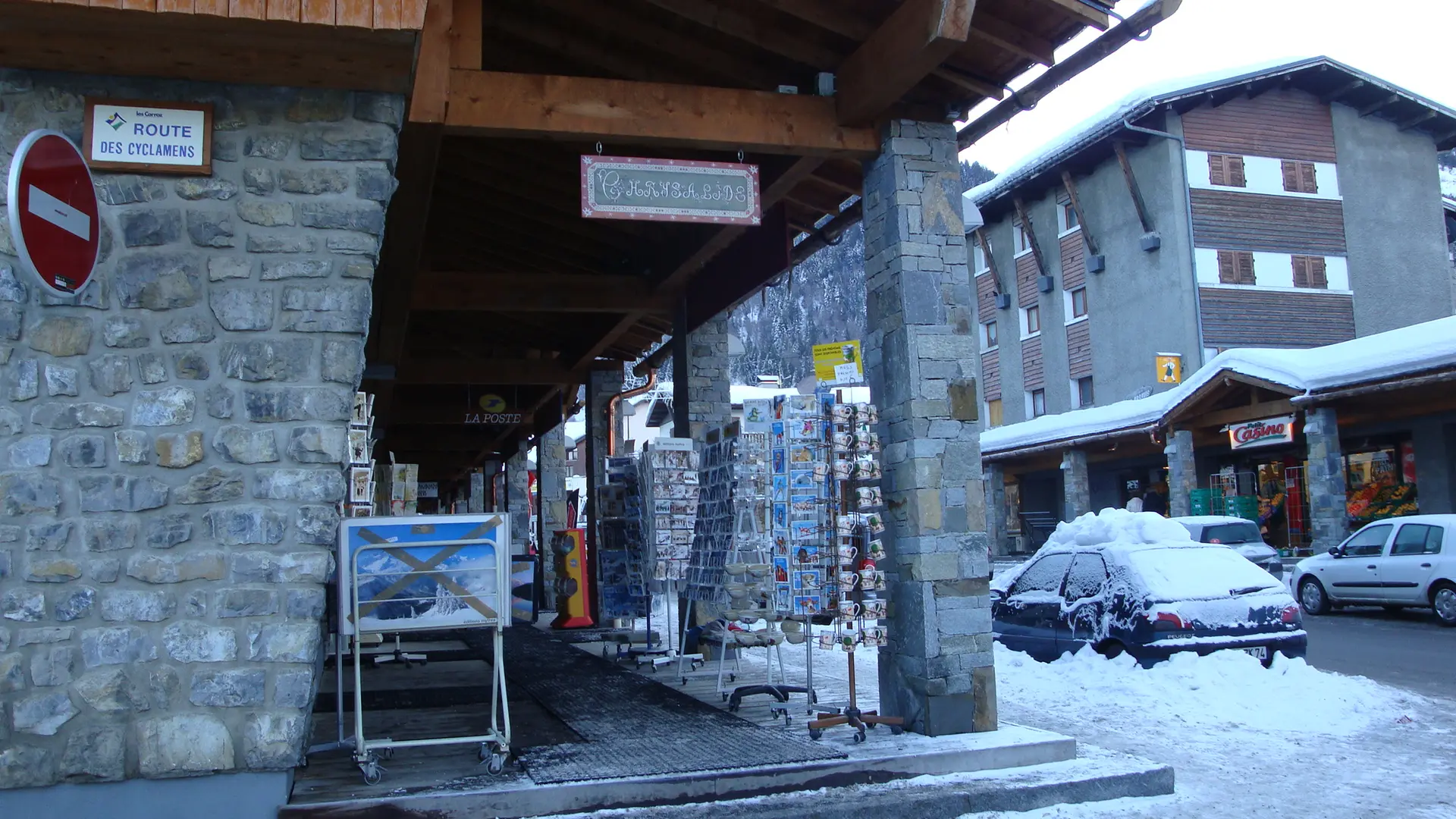 Rue proche de l'immeuble