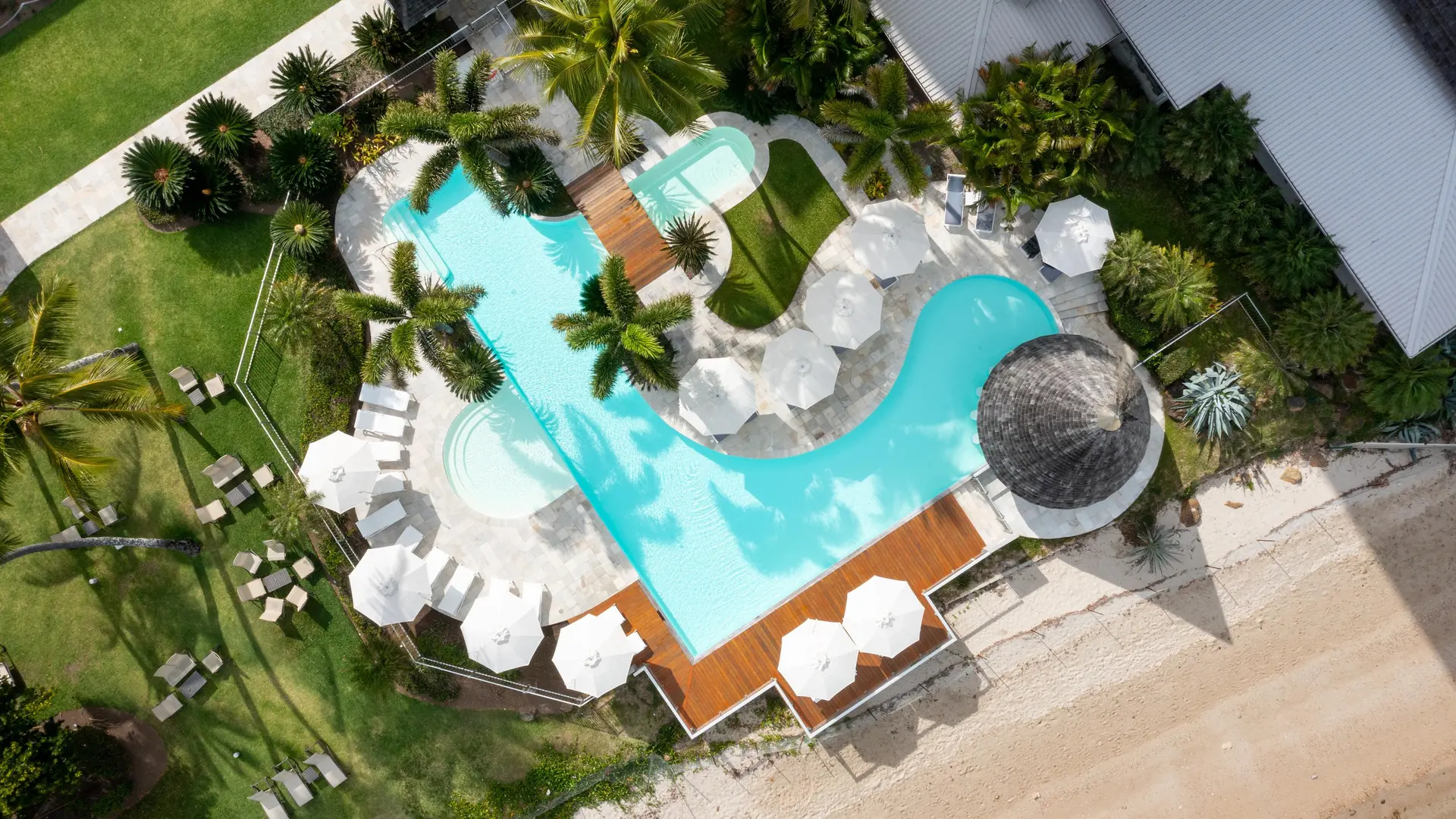 Vue aérienne de la piscine