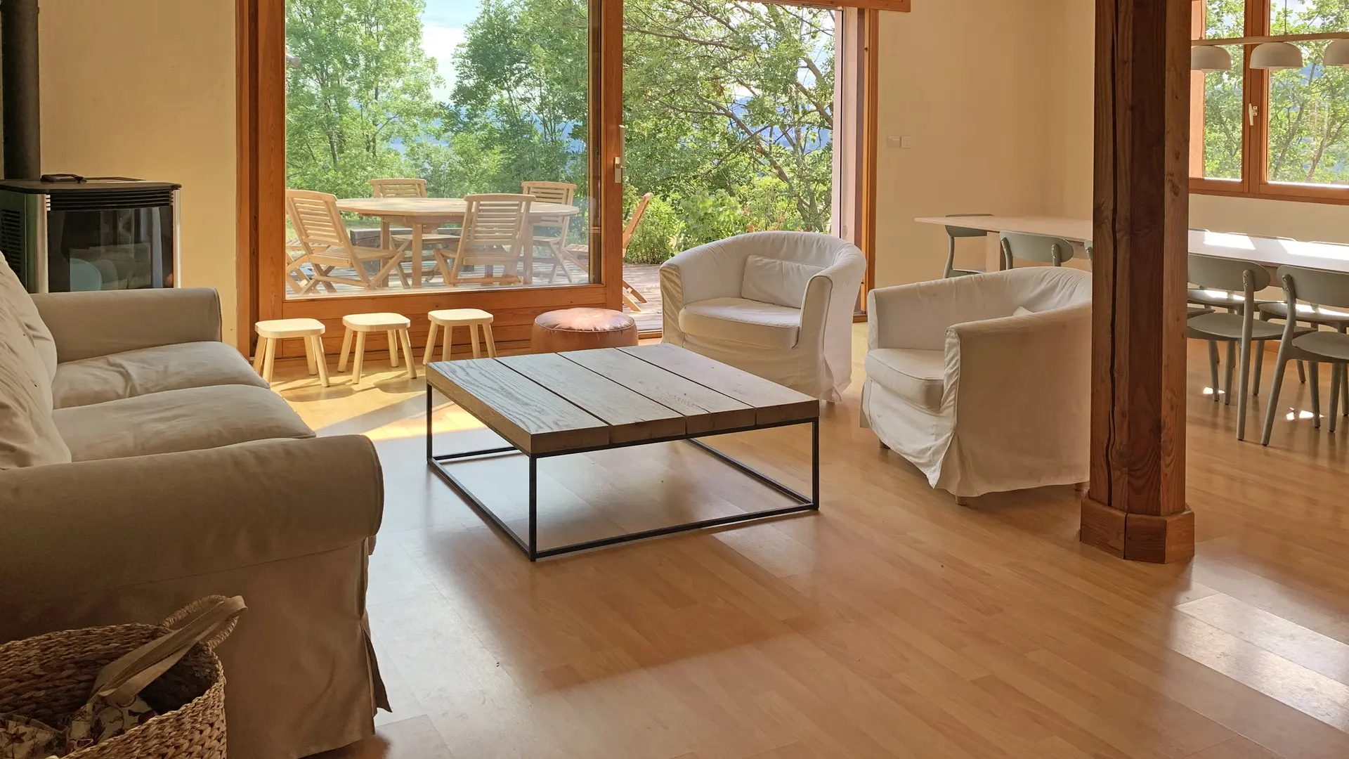 Salon vue sur jardin