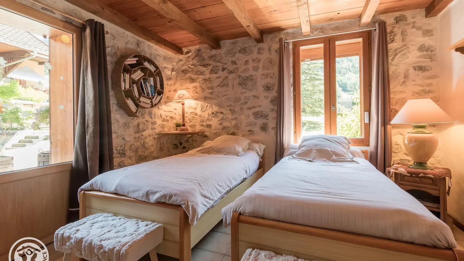 Chambre 1 (possibilité de 2 lits simples)