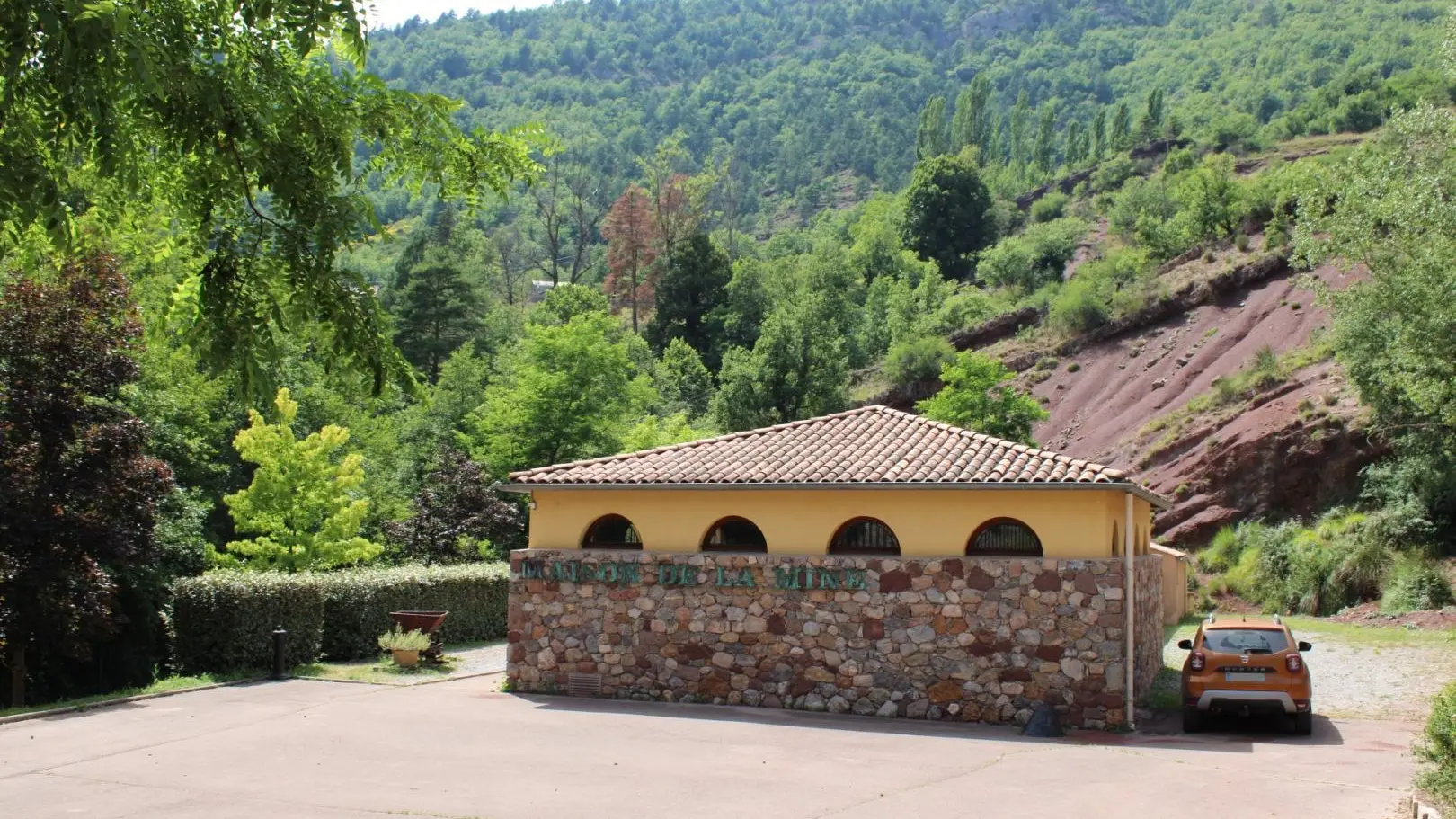 Gîte de Groupe de la Mine Léouvé La Croix sur Roudoule - Gîtes de France Apes-Maritimes