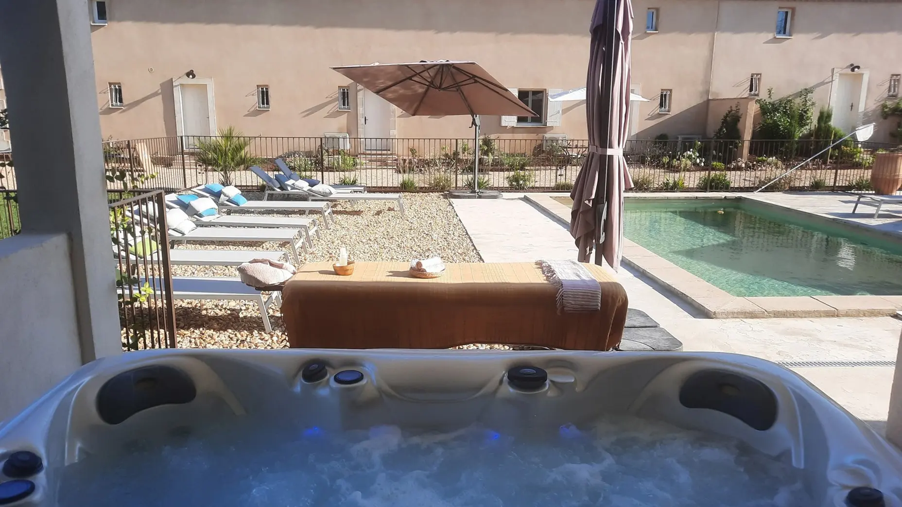 Mas Papabiou - Romanin_Eygalières