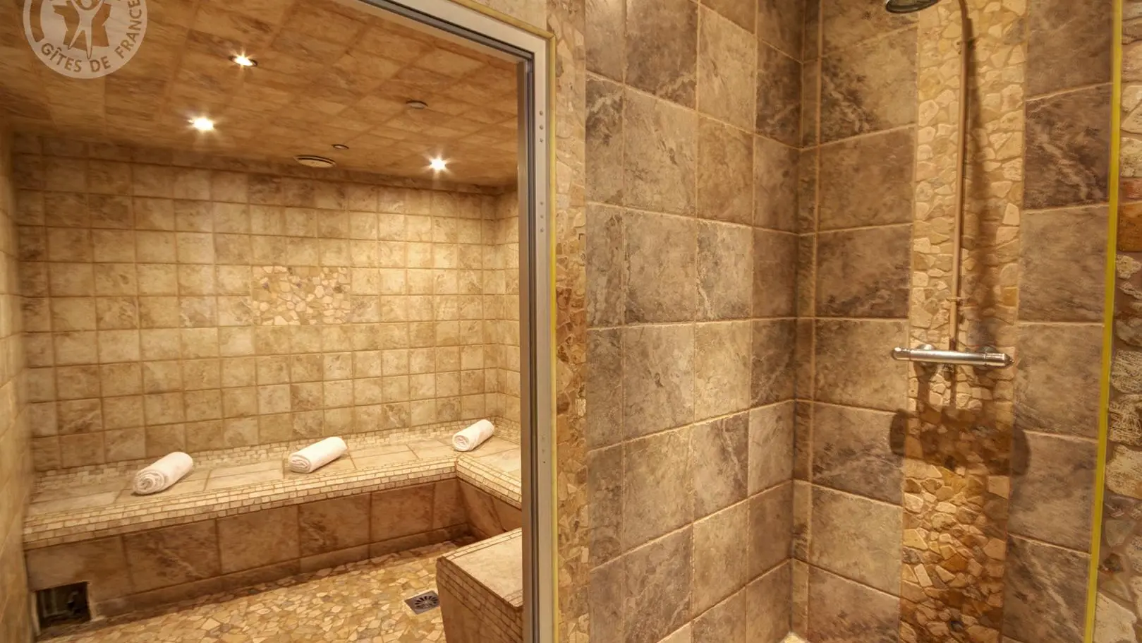 Hammam avec douche