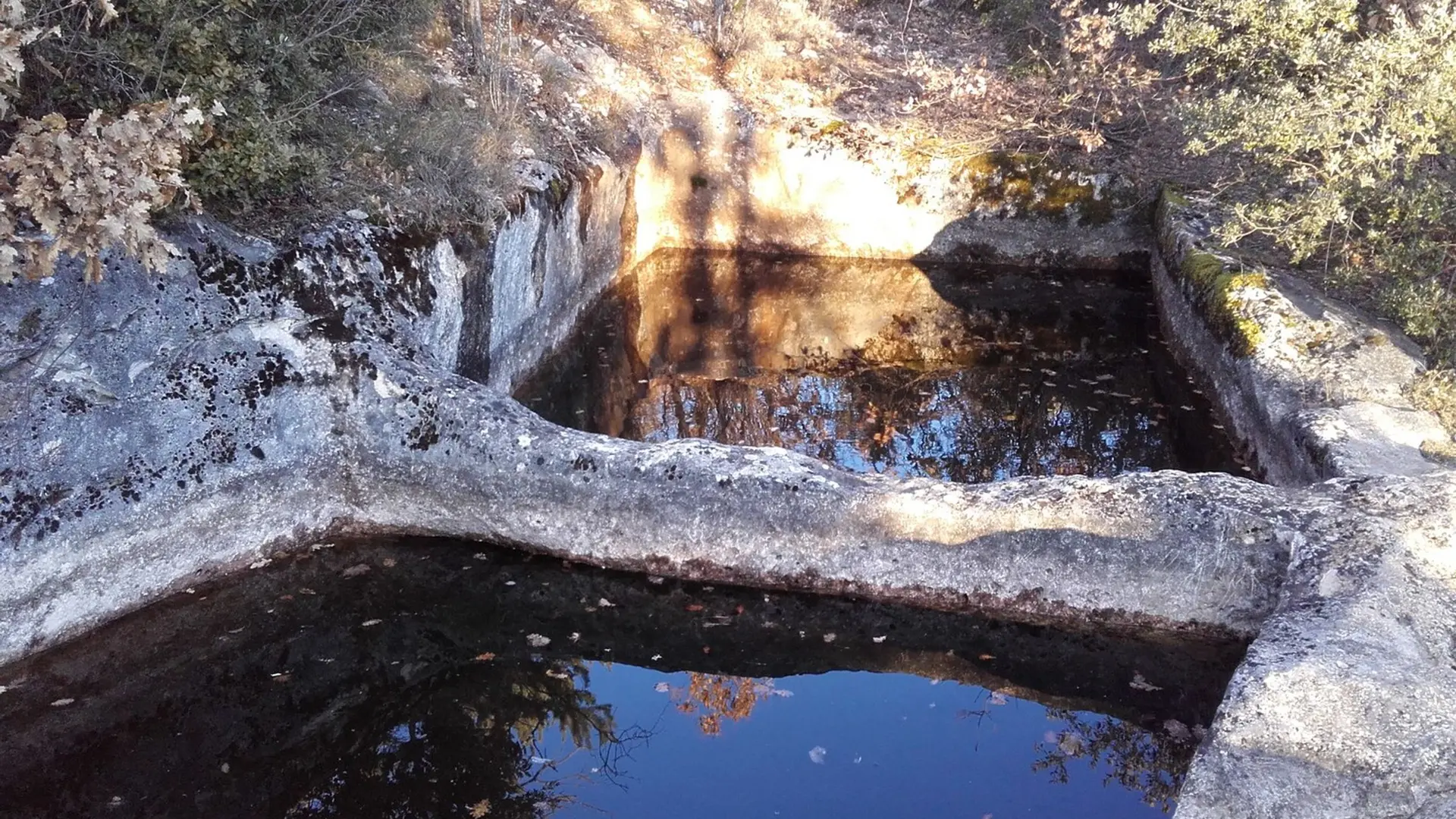 Aiguier ''jumeaux'' de Bessons