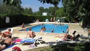 Piscine Camping les clos