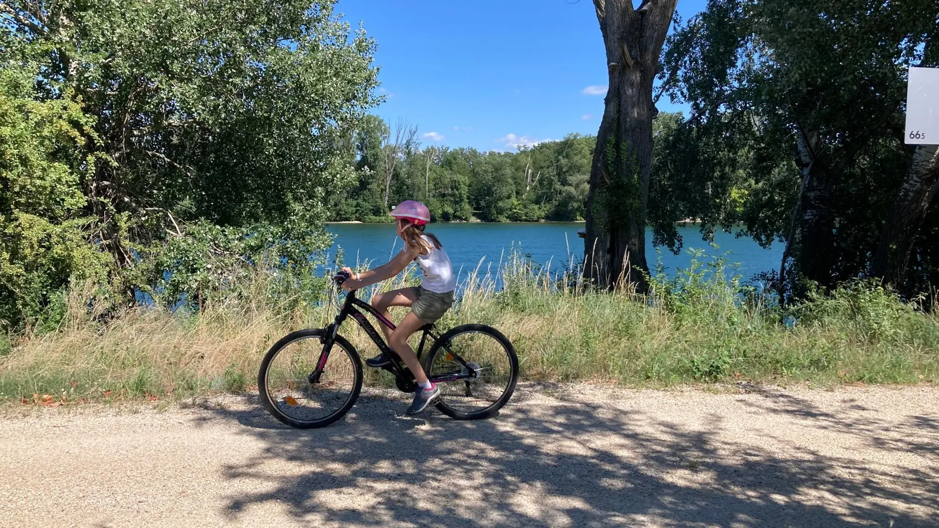 Voie douce les berges du Rhône entre Peyraud et Andance