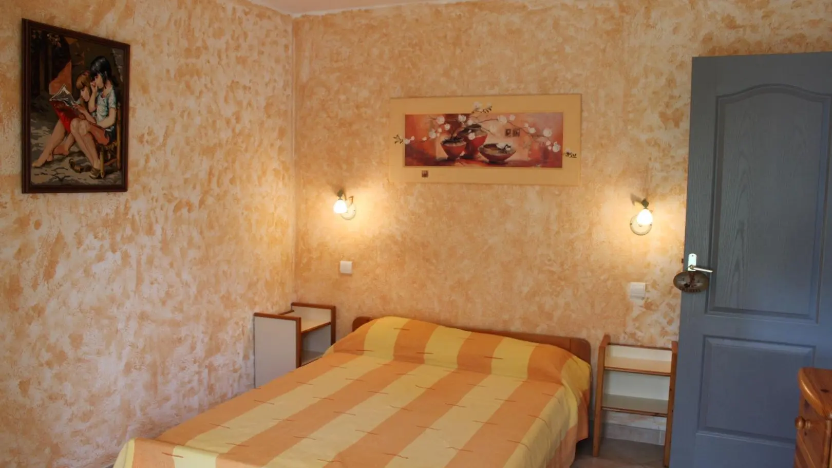 Gîte L'Aubépine de Douans-Chambre-Saint-Étienne-de-Tinée-Gîtes de France des Alpes-Maritimes
