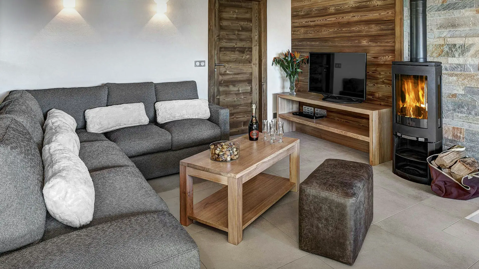 Chalet Pralor Le Peille - OVO NETWORK