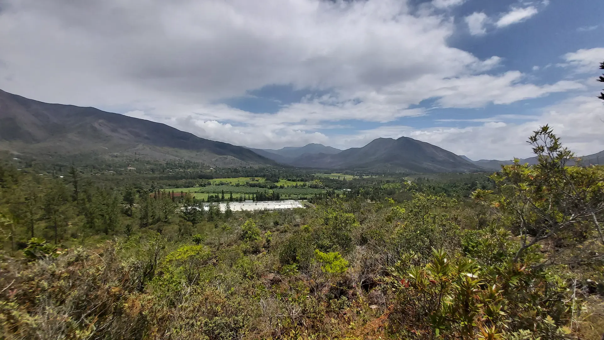 Des points de vue offrant des panoramas époustouflants... à une vingtaine de minutes de Nouméa seulement !