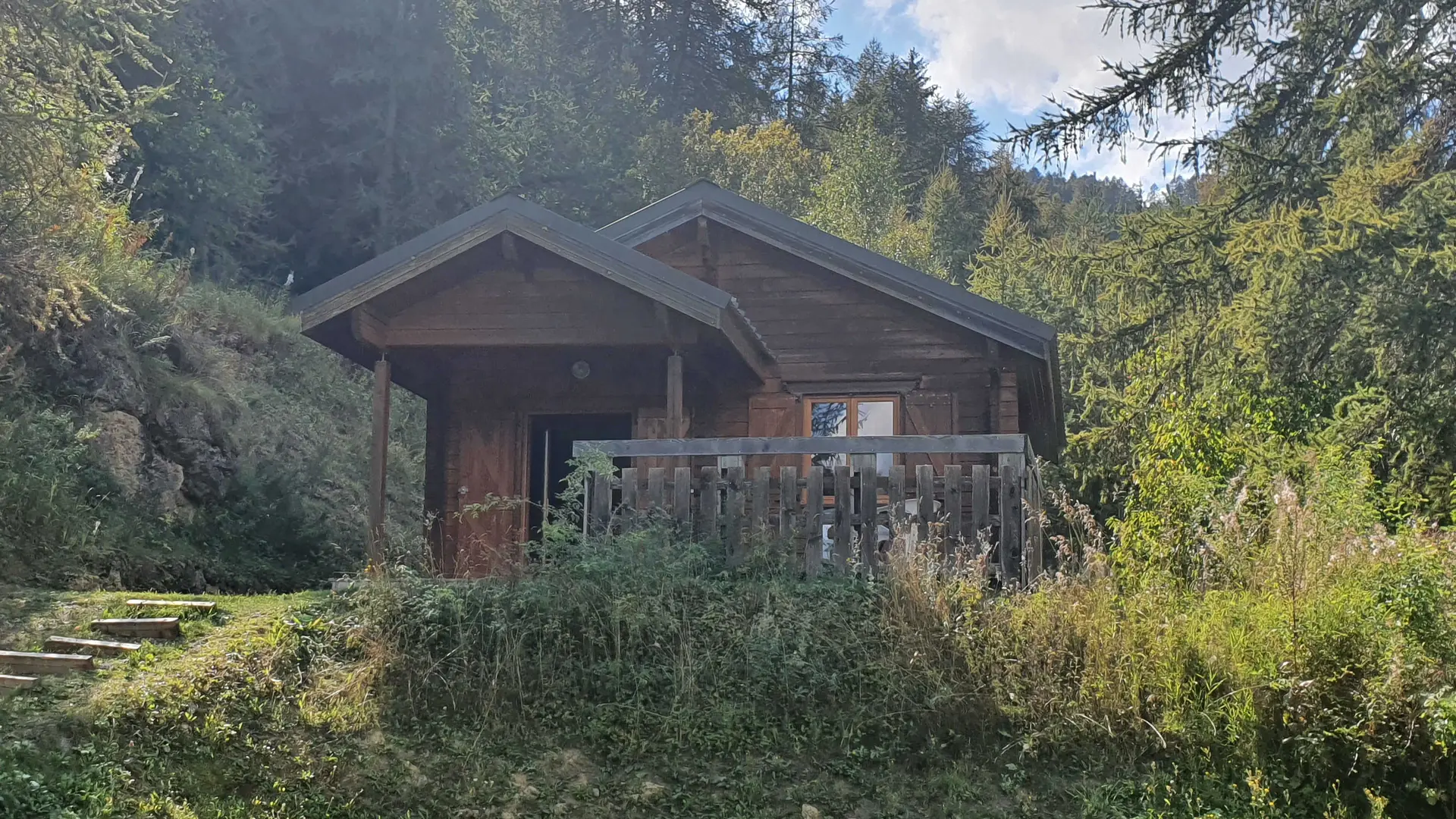 Gîte L'Escondu-Accès gîte-Roubion-Gîtes de France des Alpes-Maritimes