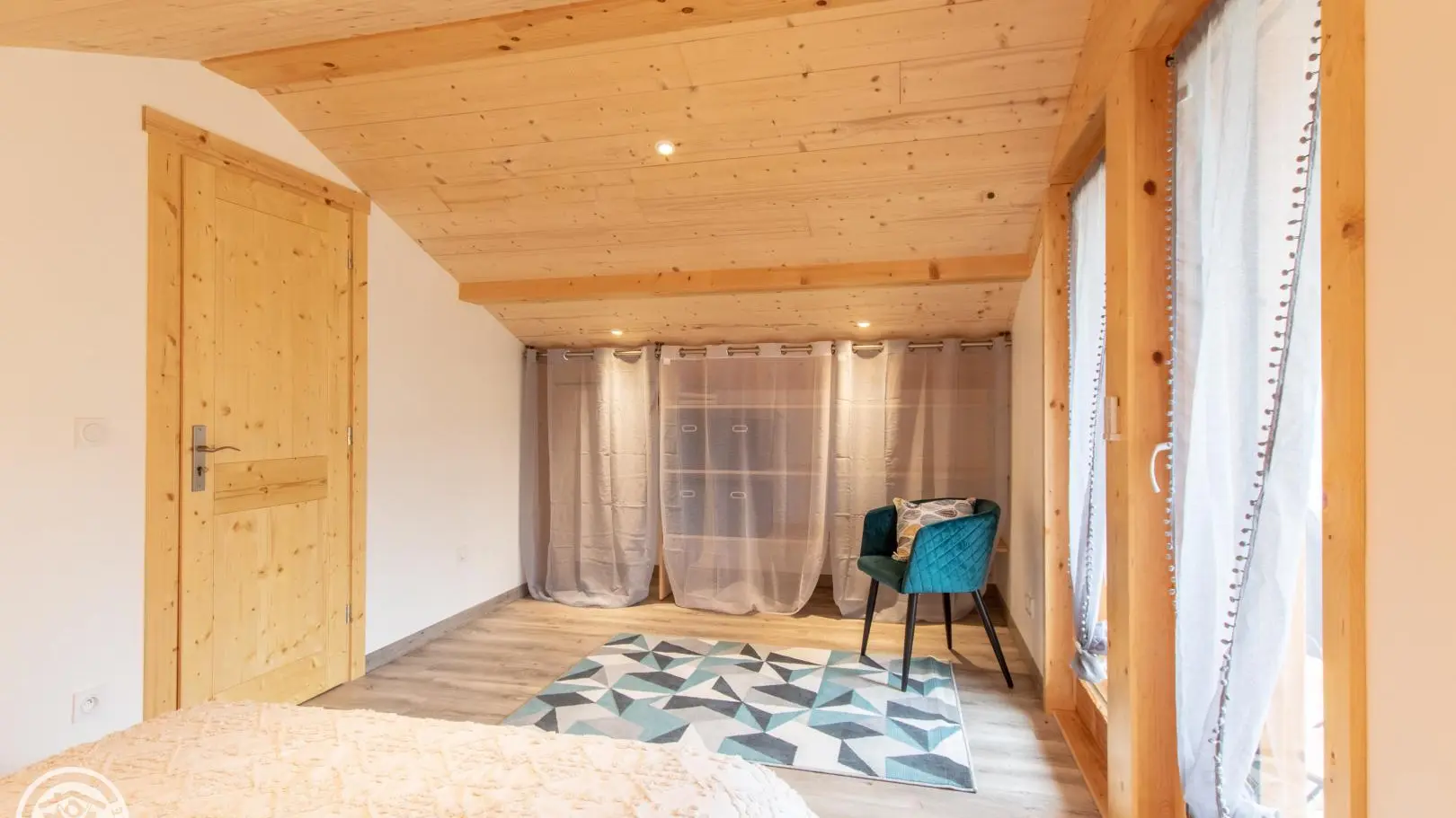 Chambre 1 - Dressing