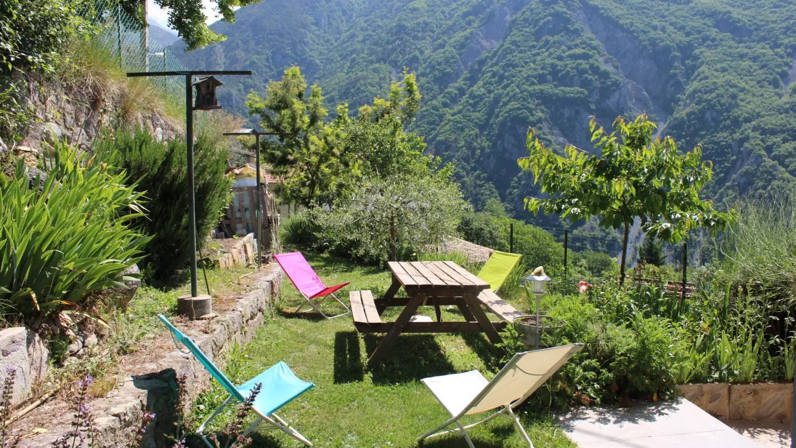 Gîte Chez José-Terrasse/Jardin-Belvédère-Gîtes de France des Alpes-Maritimes