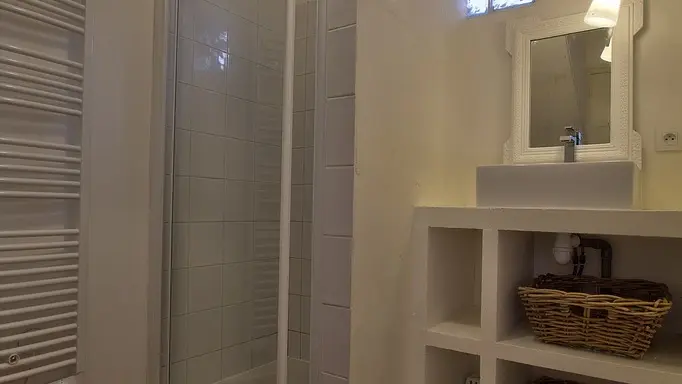 La salle d'eau 2ème chambre