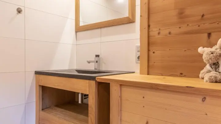 Chambre parentale avec salle d'eau privative