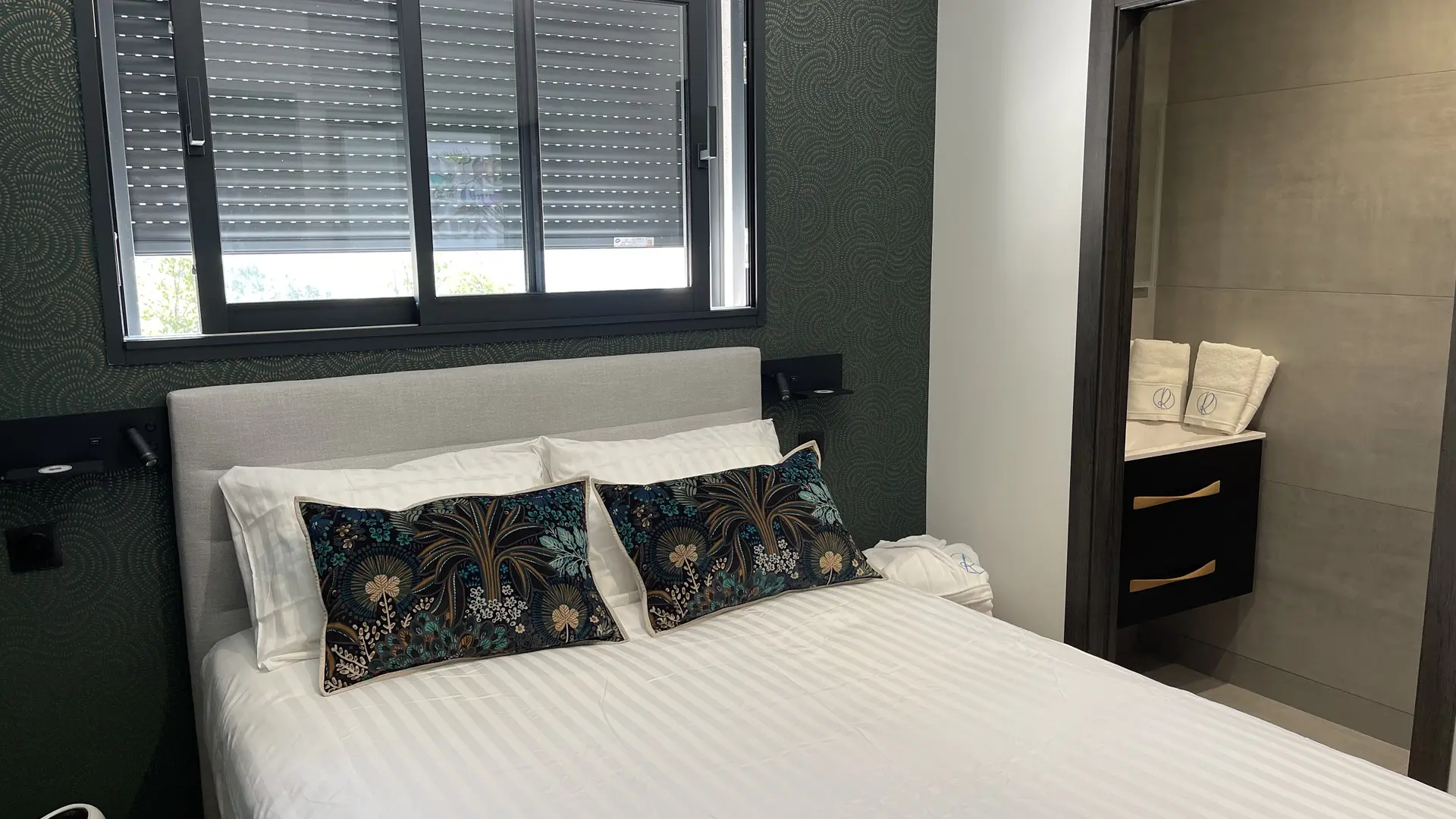 Chambre - Les Restanques du lac SAVINES-LE-LAC