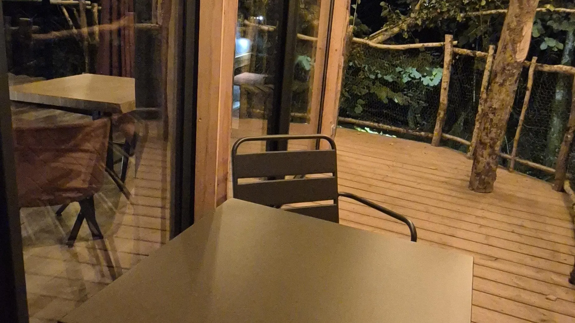 Balcon Lodge de la Cascade