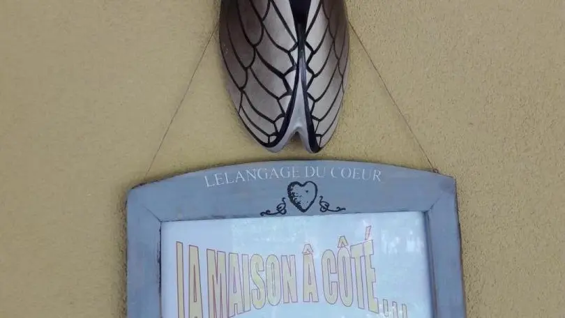 celle-là ne chante pas ....