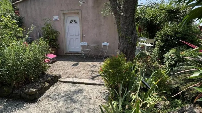 Gîte Mas de la Galinette Pivoine-Entrée-Biot-Gîtes de France Alpes-Maritimes