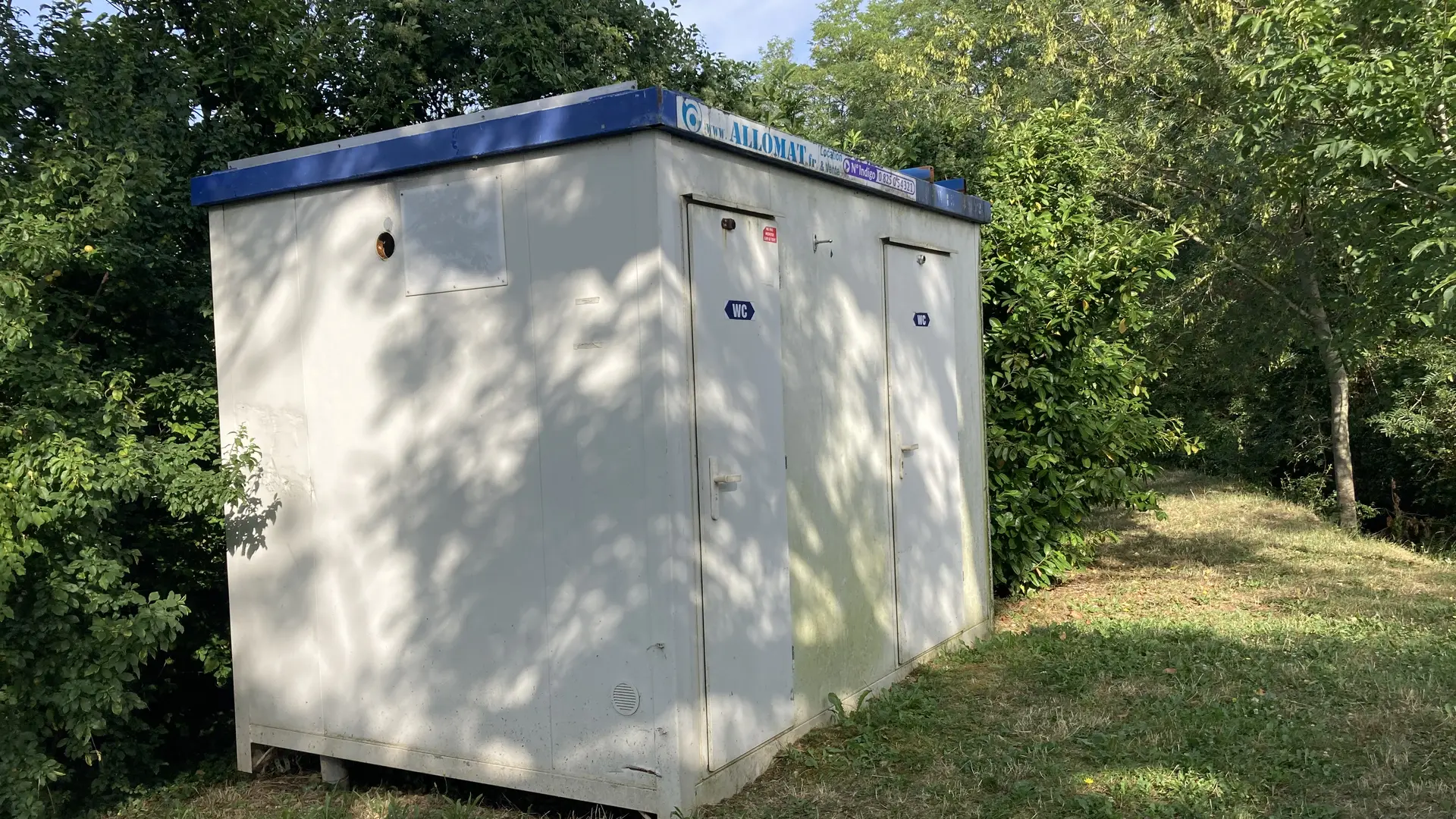 toilettes parc de chandonzet epinouze