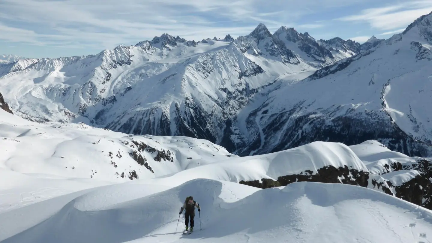 Ski de rando au dessus du lac Blanc