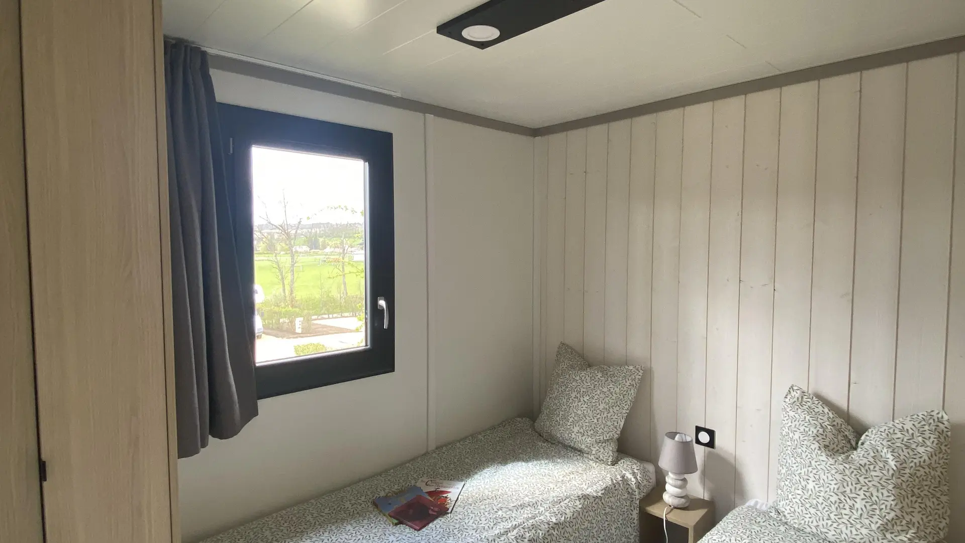 camping chalet confort premium camping ain
