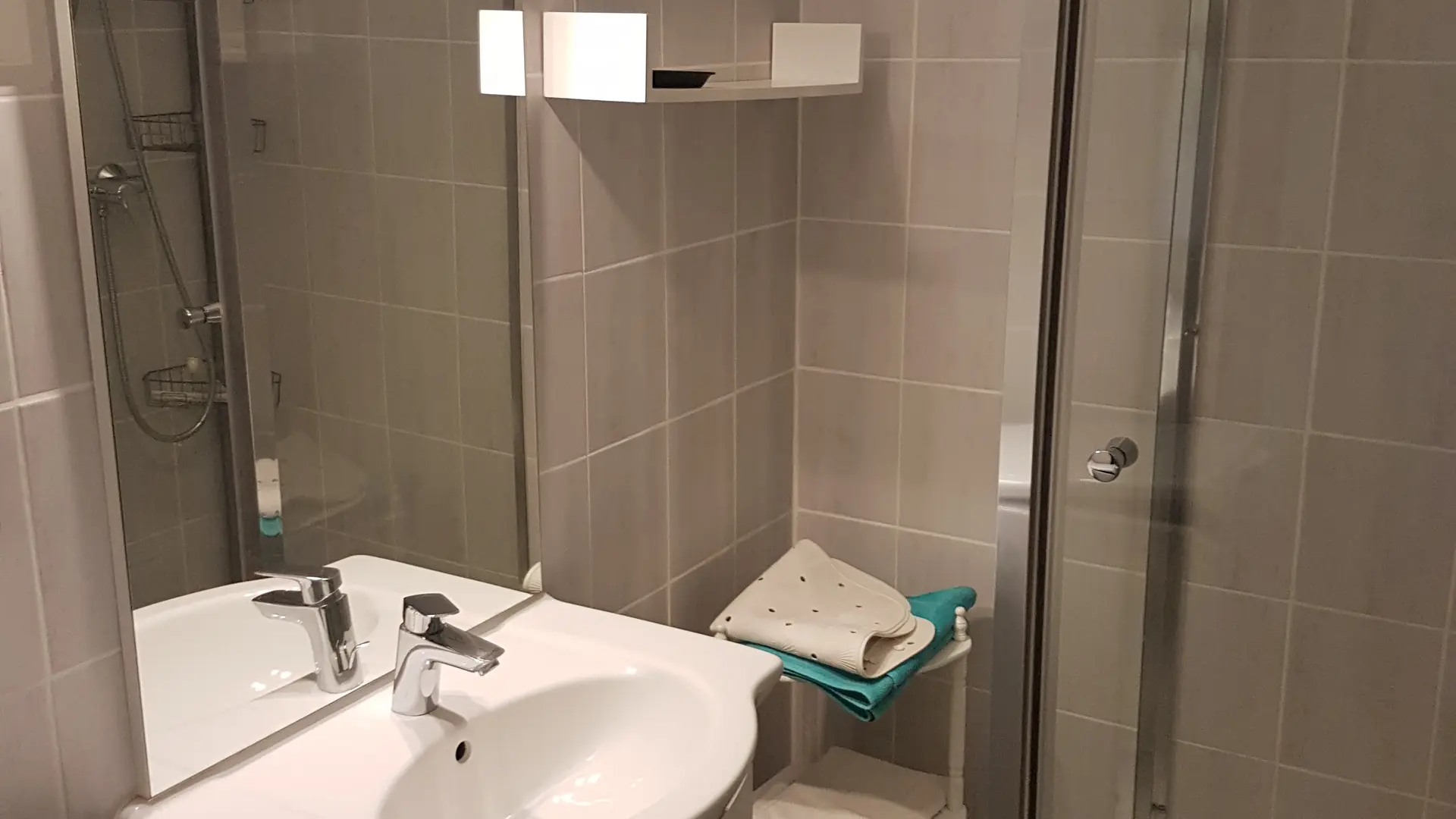 Salle d'eau et machine à laver