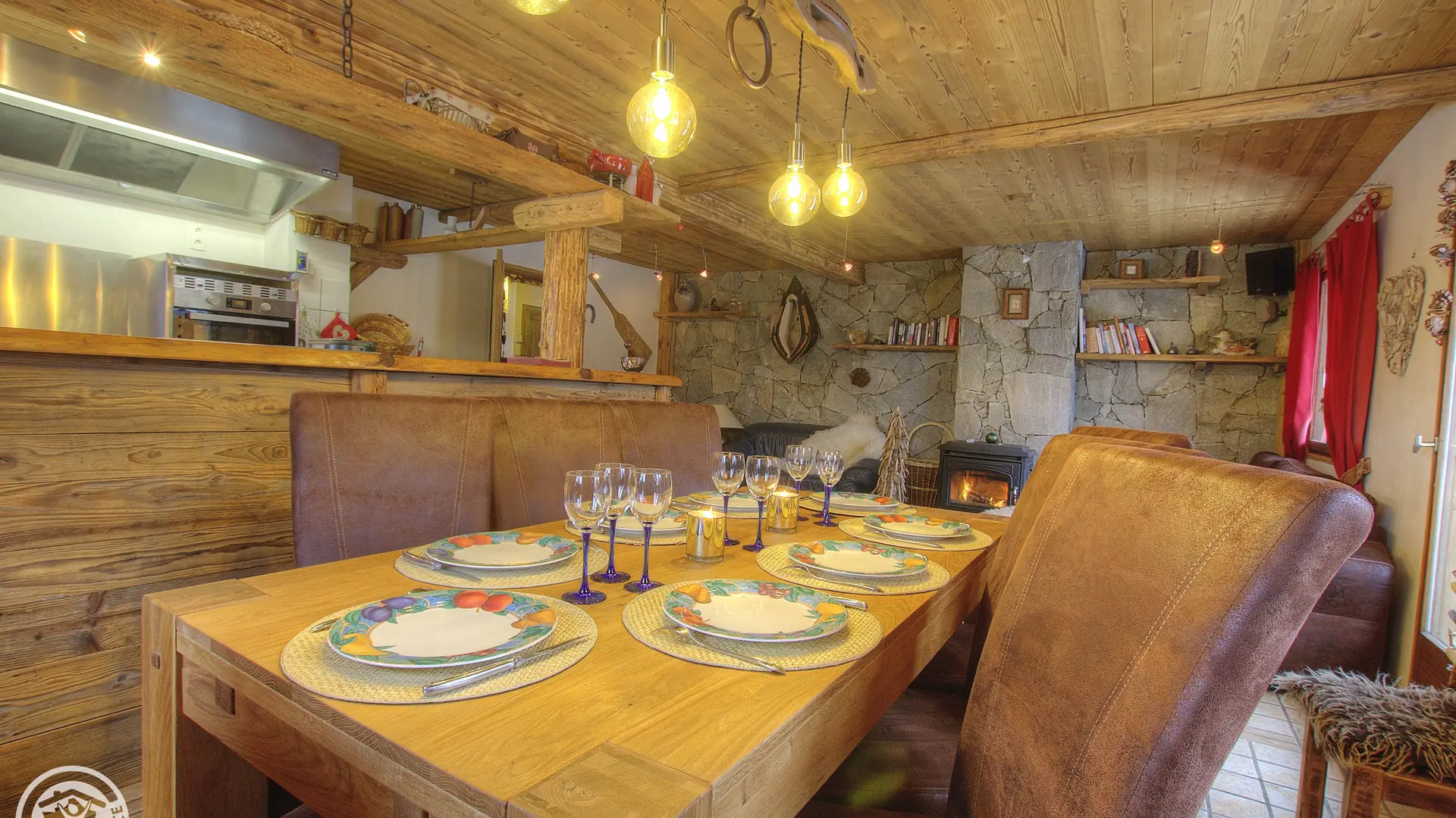 Salle à manger - Chalet Marlyne - Thônes, Haute-Savoie