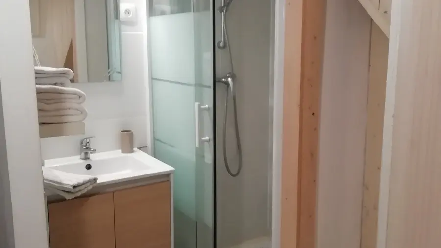 esquina de la ducha